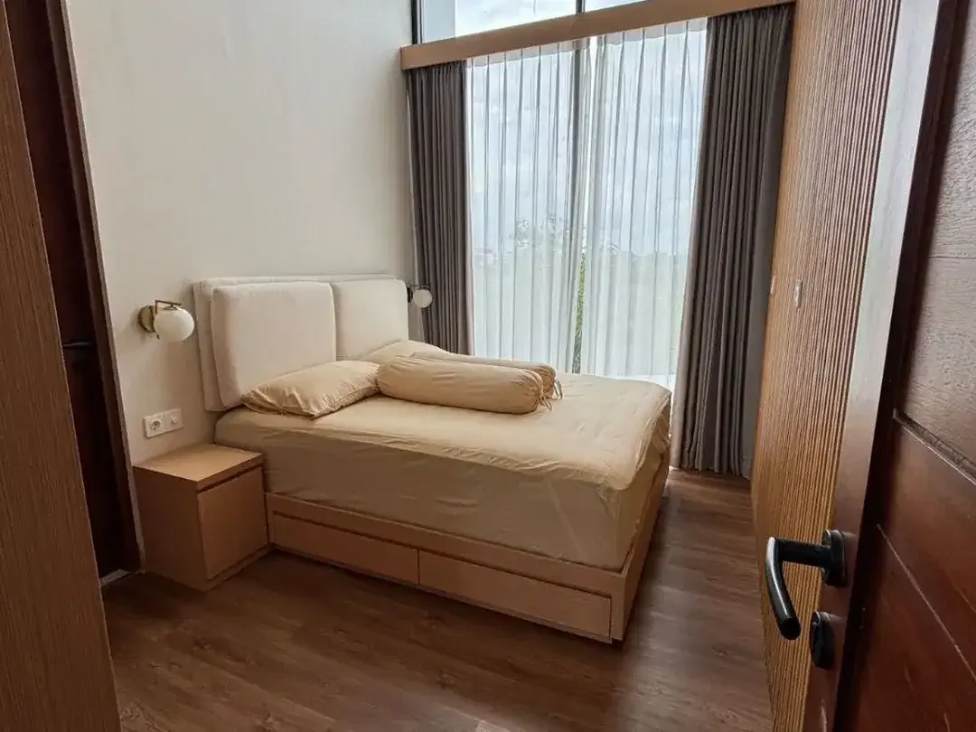 FOR SALE VILLA BEST INVESTMENT KAWASAN SANGAT STARTEGIS DI SEMINYAK - Image 7 of 10