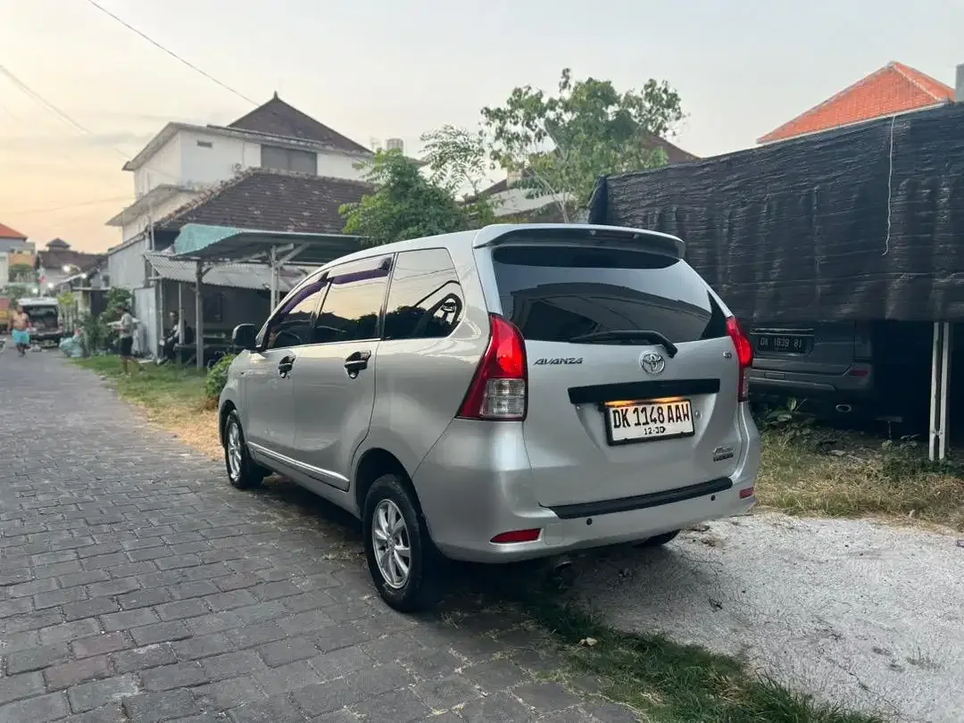 Avanza g 2012 matic - Image 2 of 10