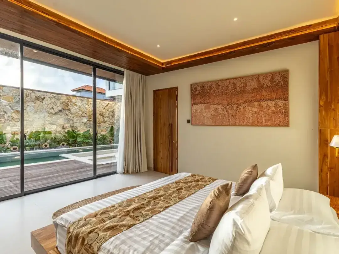 Designer Luxury Tropical Villa with High-End Finishes for Leasehold or Monthly Rental in Seminyak - Image 5 of 10