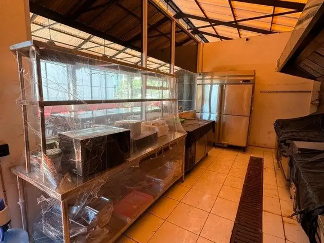 Over Kontrak Ex Restaurant Strategis di Labuan Sait, Uluwatu - Image 5 of 10