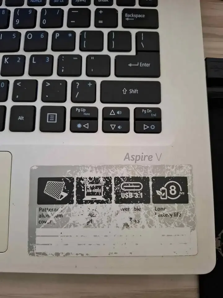 Laptop Acer V3 Touchscreen Core i5 Ram 6 Gb SSD 256 Gb KONDISI MINUS - Image 4 of 8