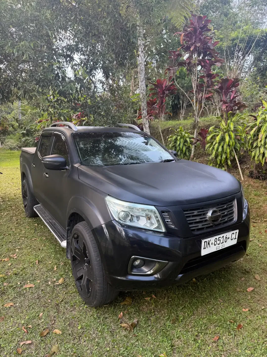 Nissan navara no300 4x4 - Image 1 of 5