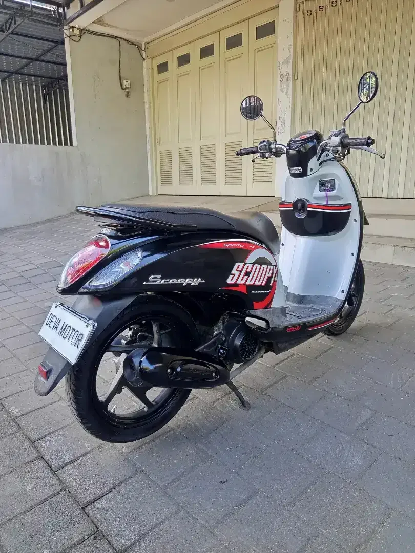 Scoopy 2017 hitam Deva motor - Image 2 of 6