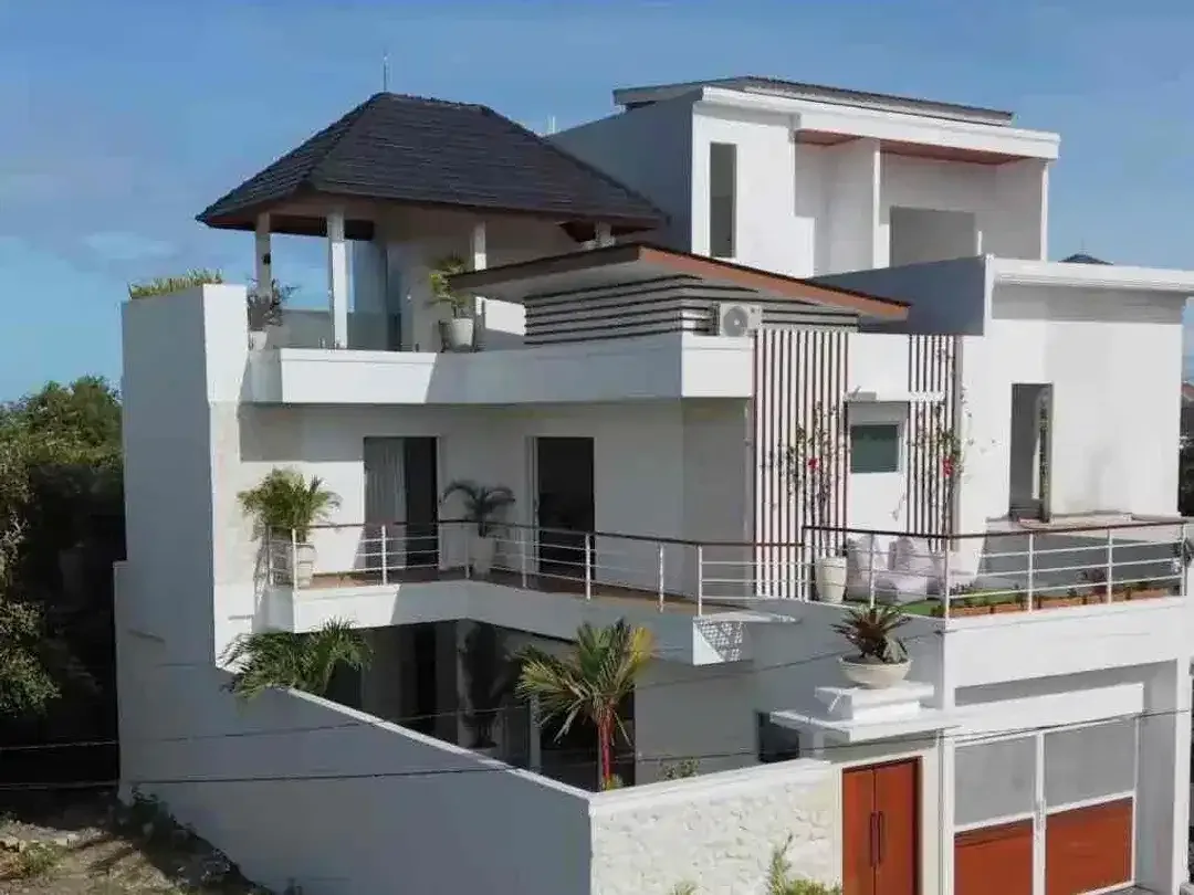 DIJUAL VILLA 2-BEDROOMS FULLY FURNISHED DI KUTUH - Image 1 of 10