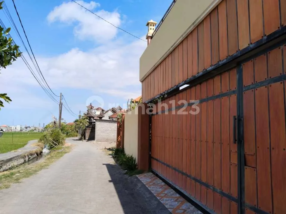 Disewakan Rumah 2 Lantai Full Furnish Denpasar Selatanl - Image 2 of 4