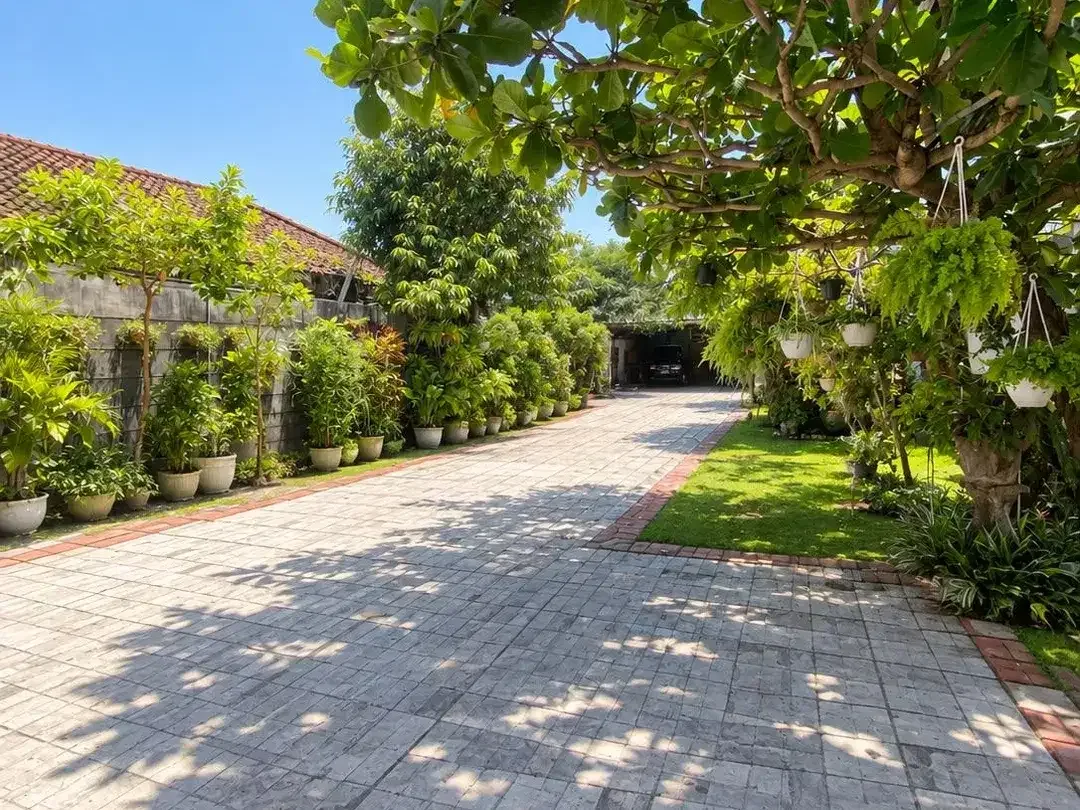 RUMAH 6 KAMAR TIDUR DIJUAL AREA TEUKU UMAR DENPASAR - Image 2 of 6