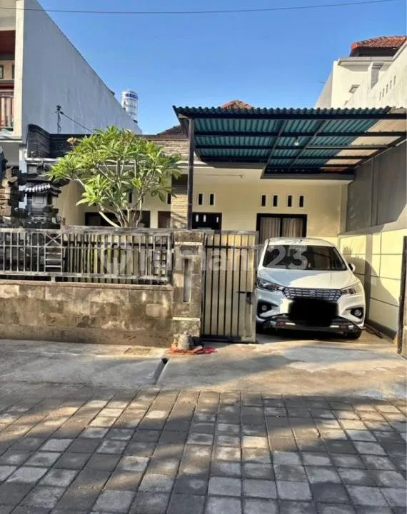 K865 Sewa Rumah Jalan Kunyit Tawah Sari Dalung Kuta Badung Bali Dekat Canggu Sempidi Mengwi Kerobokan Denpasar - Image 1 of 4