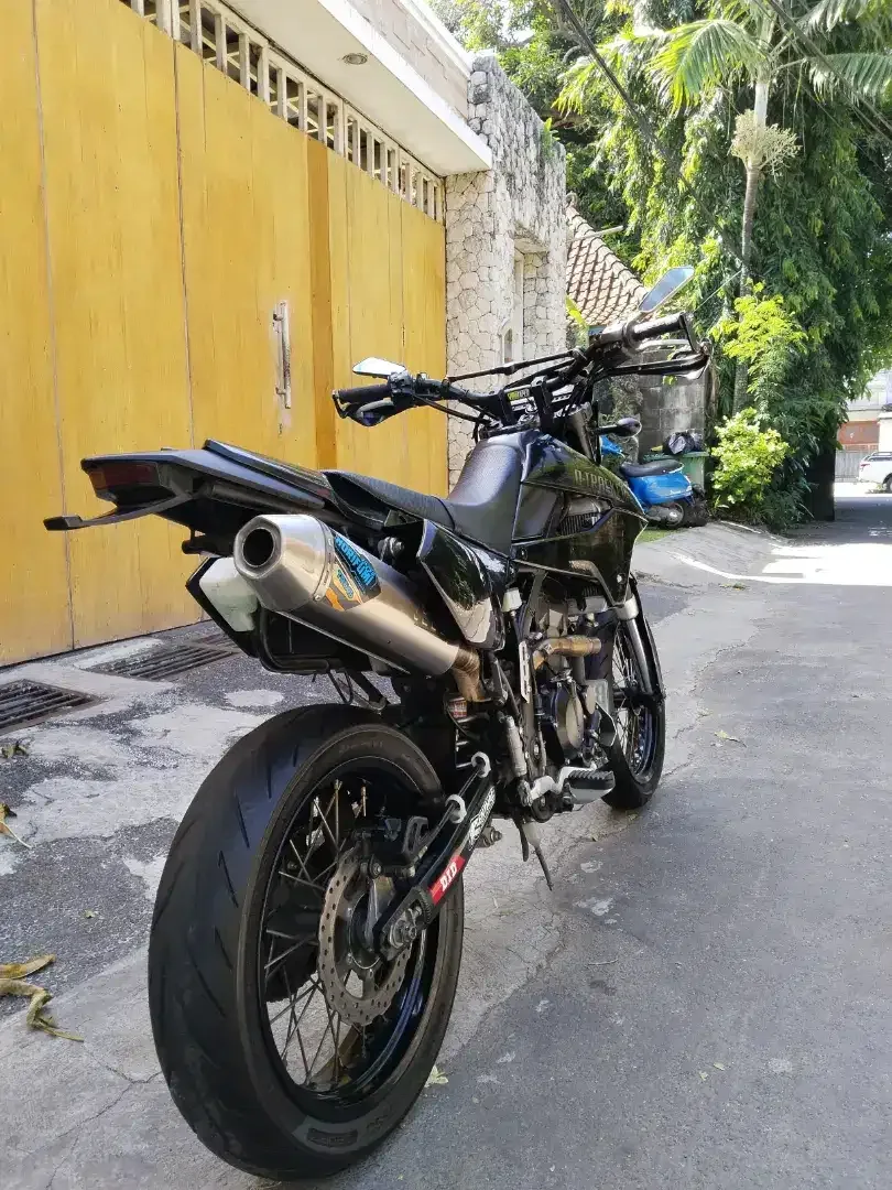 KAWASAKI DTREKER 250 CC TAHUN 2022 PAJAK OFF 2X SURAT LENGKAP - Image 6 of 8