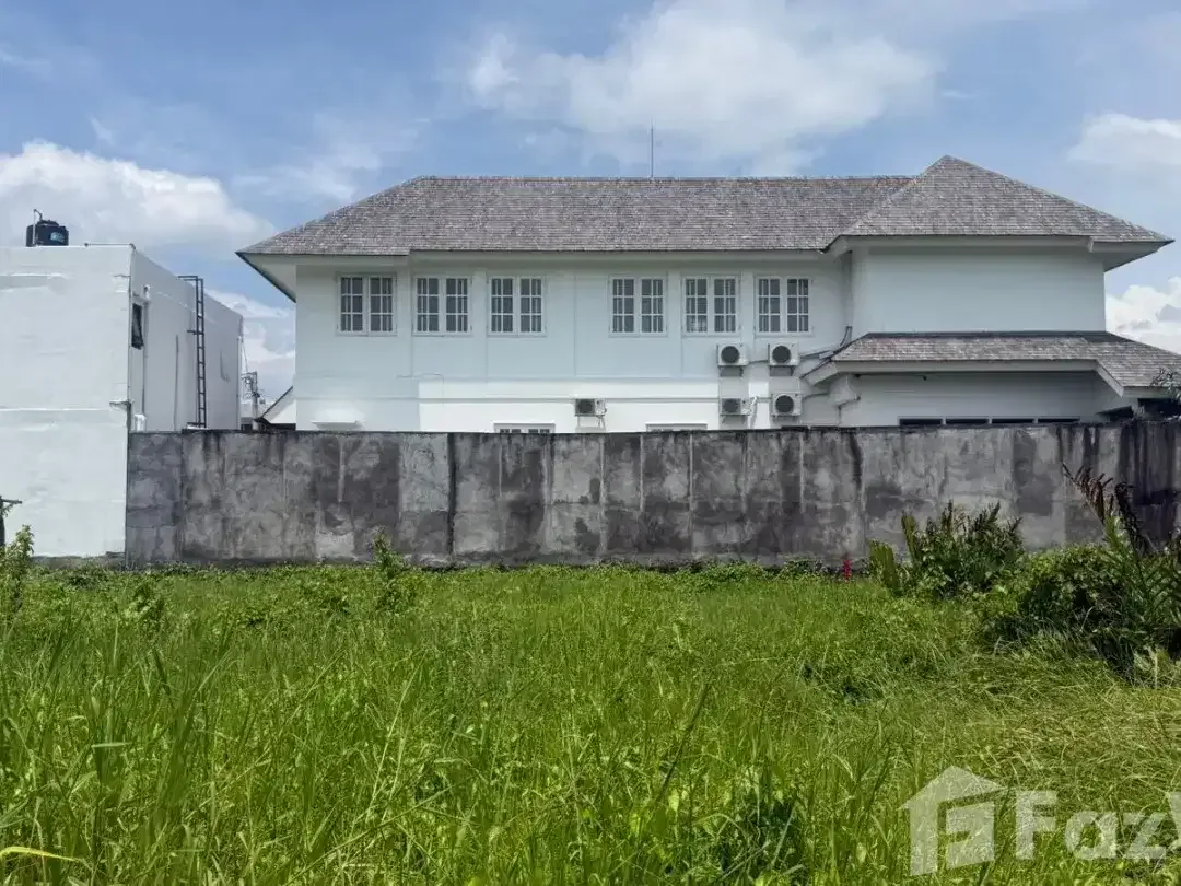 Land for sale in Seseh, Bali - Image 3 of 6