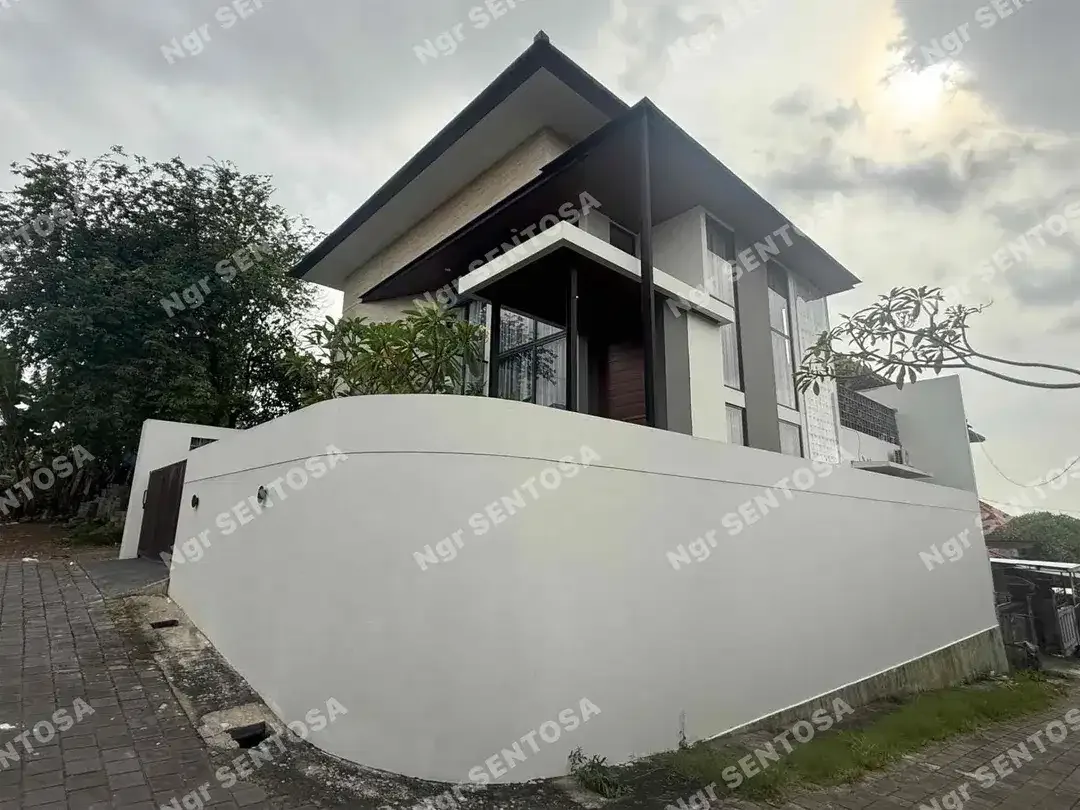 RUMAH MEWAH LIVING WORLD GATSU TIMUR - Image 10 of 10