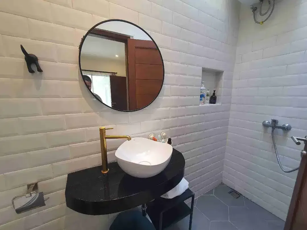 DIJUAL MURAH VILLA 3BR UNGASAN SHM CUMA 2,3M SIAP HUNI ADA HEATER POOL - Image 7 of 10