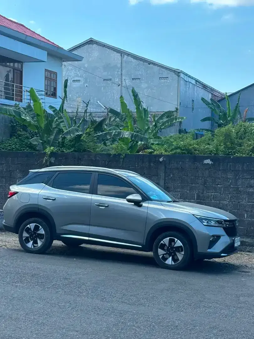 Wuling Alvez 2025 Bensin - Image 2 of 3