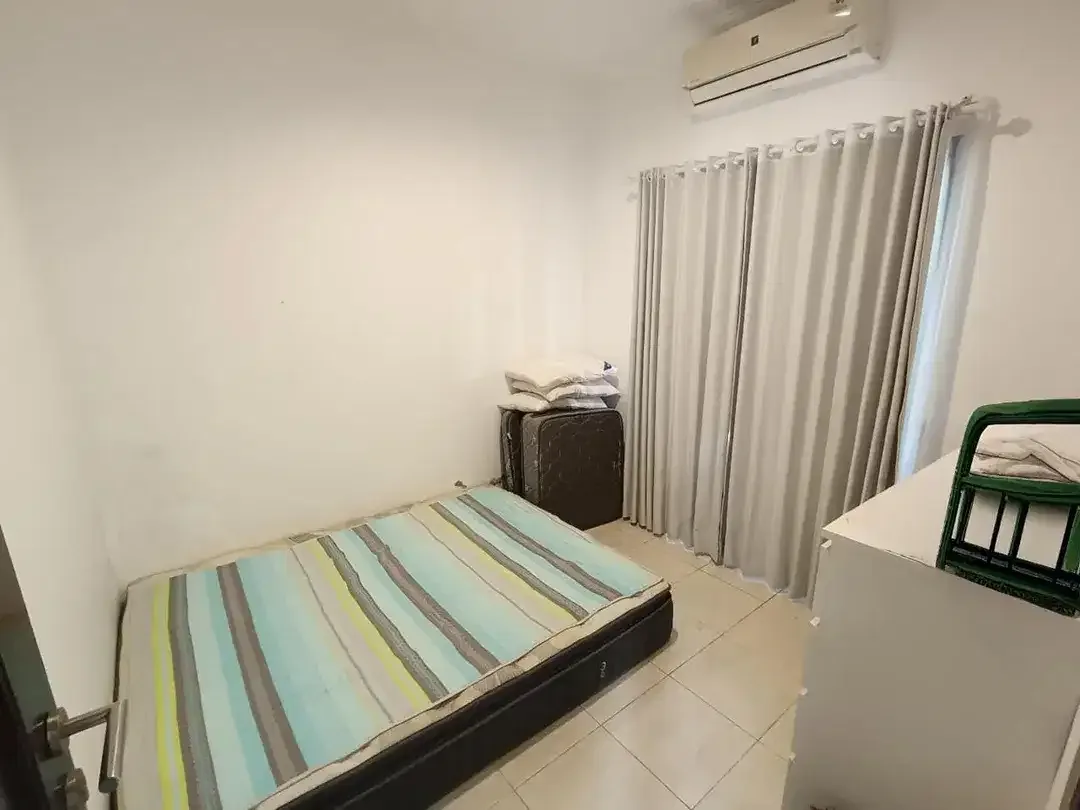 Rumah TERMURAH di Royal Garden, One Gate, Security 24 Jam, Ada Club House, Kids Friendly! - Image 4 of 10