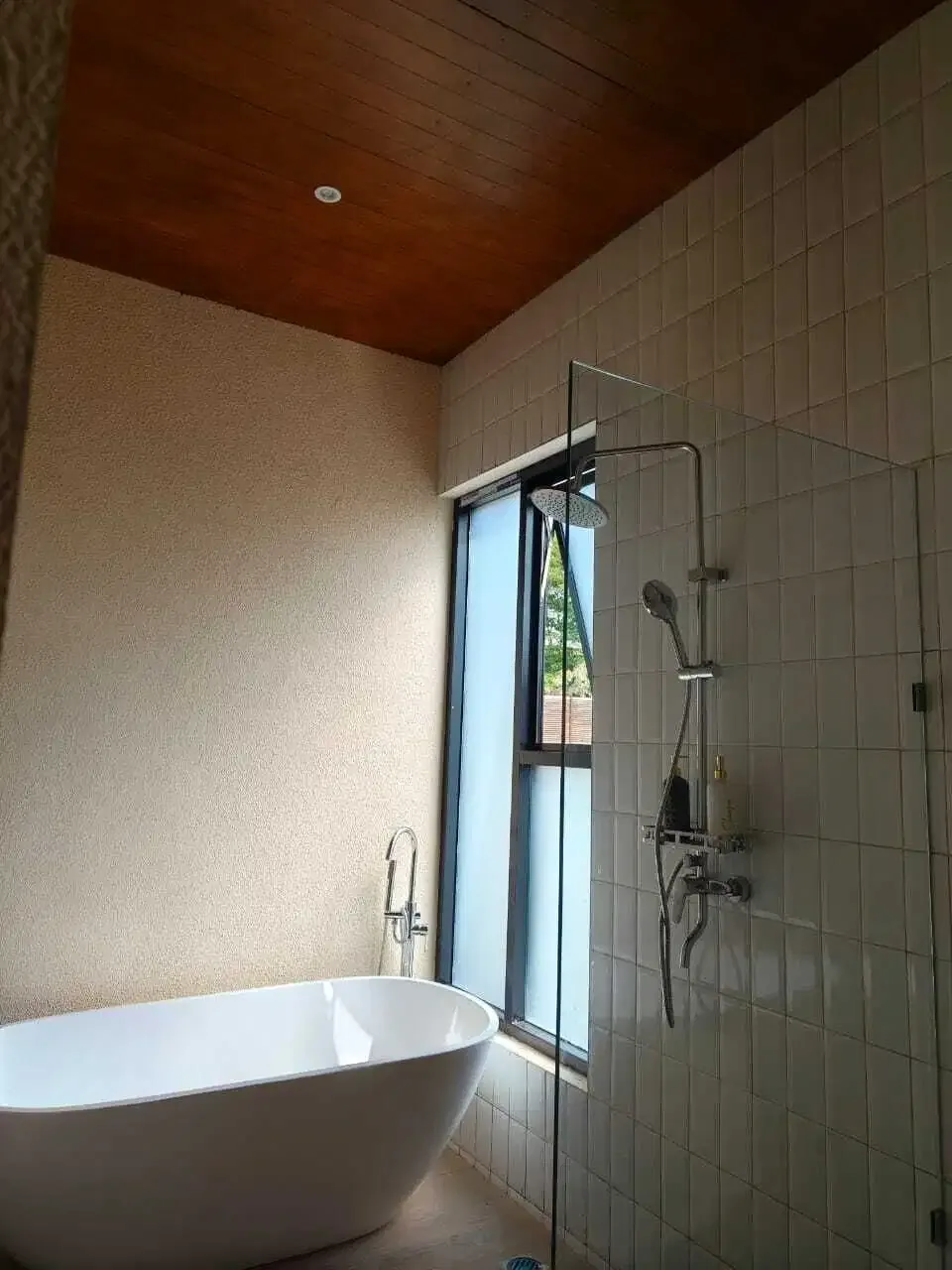 FOR RENT VILLA BARU BAGUS 2BR KAWASAN STARTEGIS NUSA DUA - Image 5 of 10