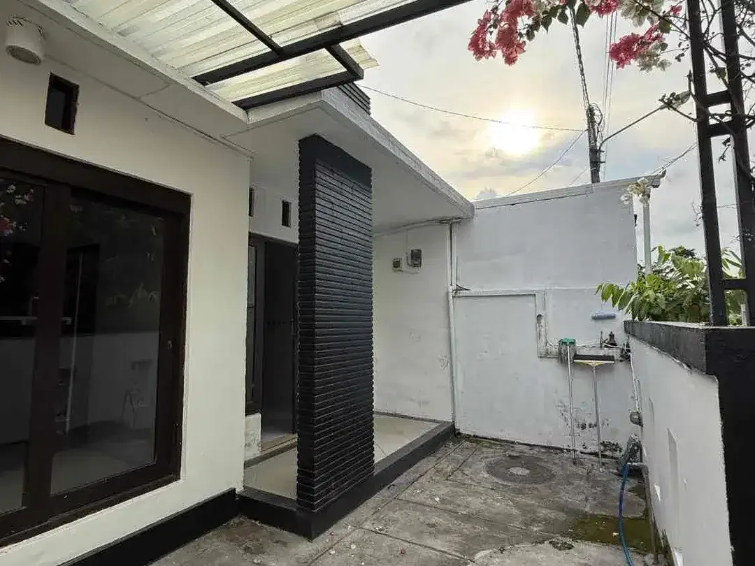 DIJUAL rumah lokasi Jl Gunung Athena Padang Sumbu Kelod dekat Seminyak Kuta Bali - Image 3 of 10