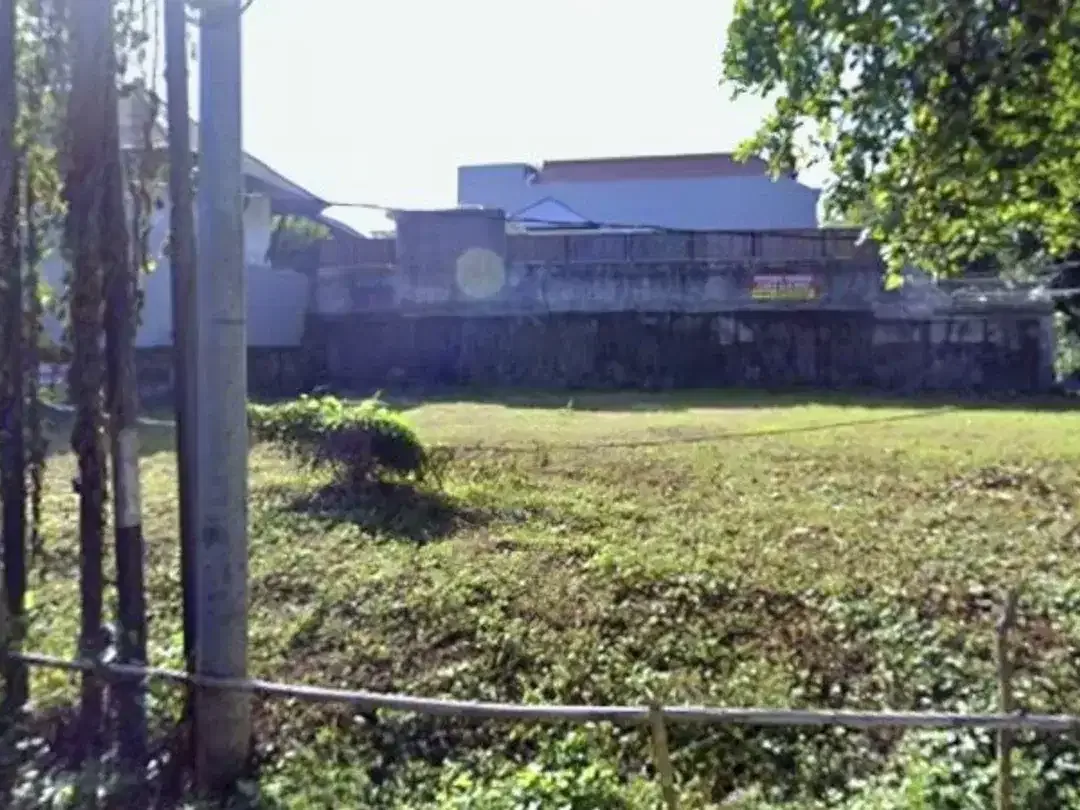 TANAH PREMIUM STRATEGIS DEKAT LAPANGAN PUPUTAN RENON - Image 6 of 10
