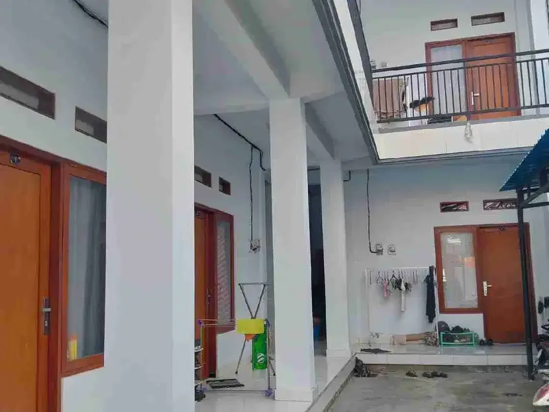 Dijual rumah kost lantai 2 full penghuni lokasi dalung Kaja dekat buduk masih baru belum ada setahun - Image 3 of 7