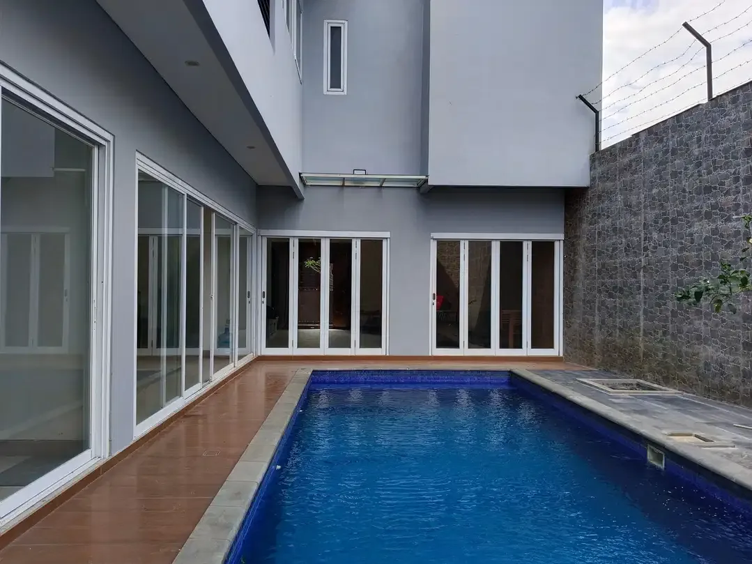 RUMAH SEMI VILLA PRIVAT POOL 4 BR KAWASAN BAGUS RENON - Image 10 of 10