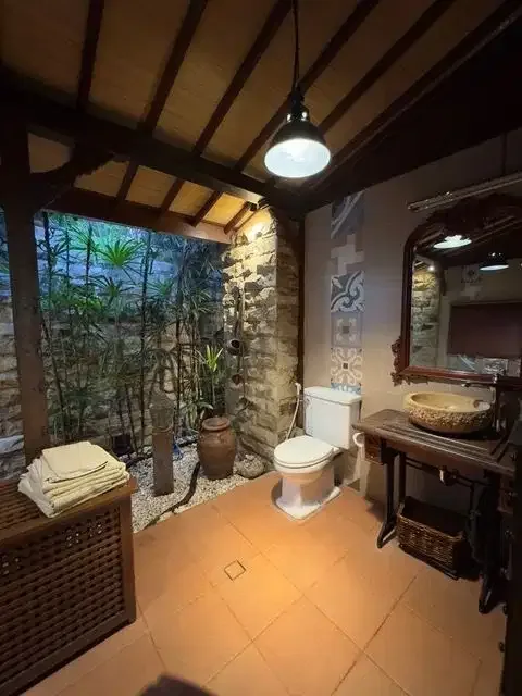 Dijual Dua Bangunan Estate Artistik & Tropis di Kemenuh, Gianyar - Image 5 of 10