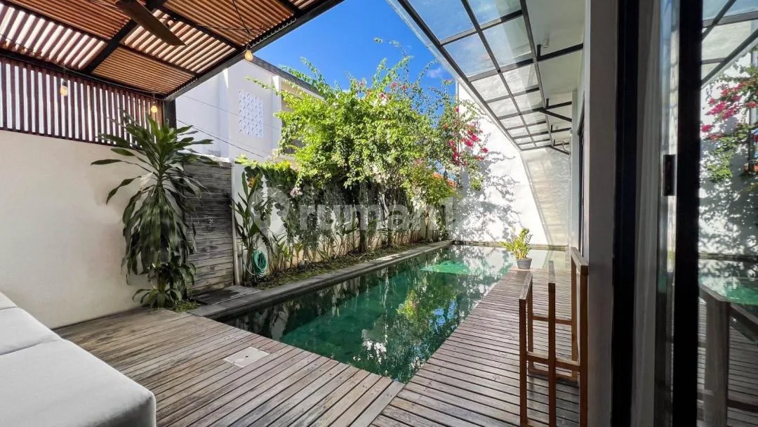 Elegan Villa 3 Bedrooms Kayu Tulang Canggu 200M2 - Image 3 of 4