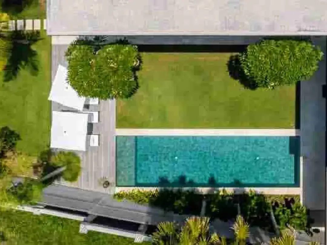 2 Unit Luxury Villa 6BR Walk to Berawa Beach Canggu - Image 4 of 10