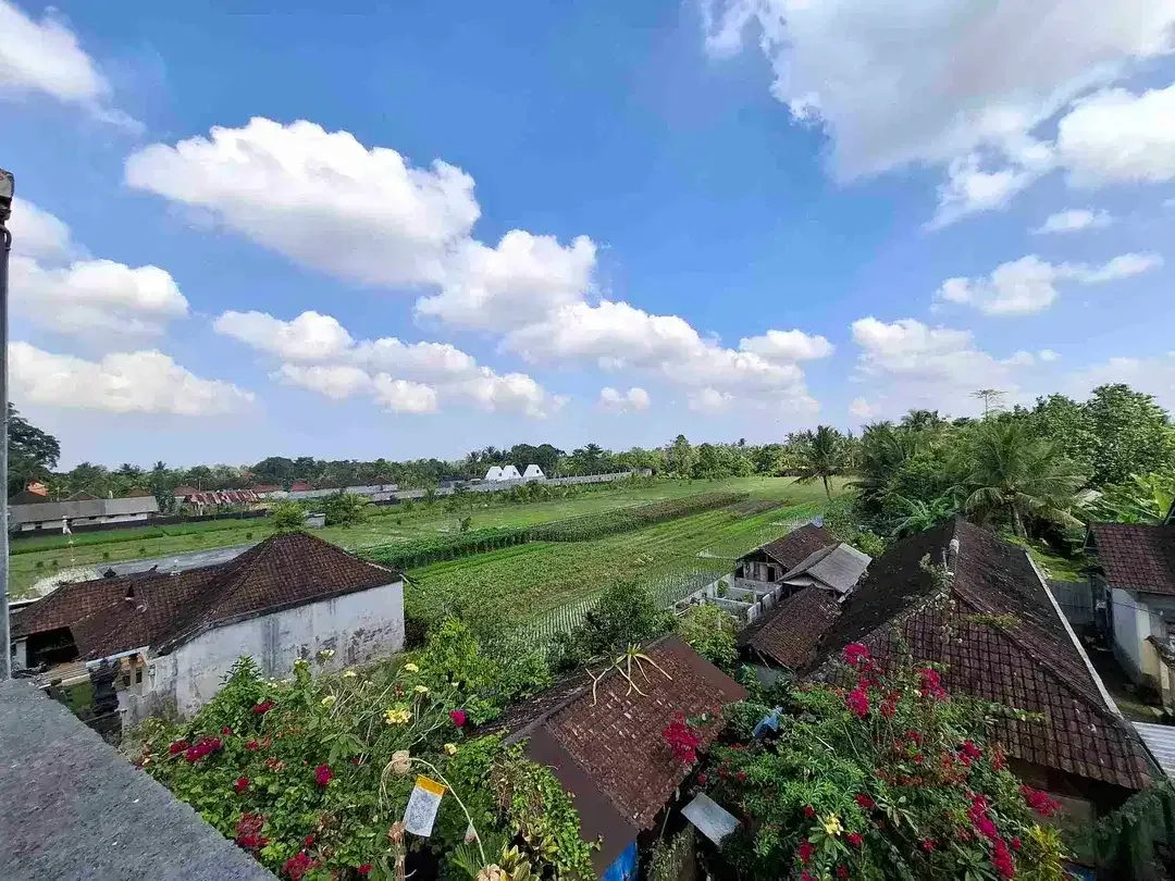 dijual bangunan 3 lantai dengan view gunung dan sawah siap di pergunan untuk usaha - Image 4 of 10