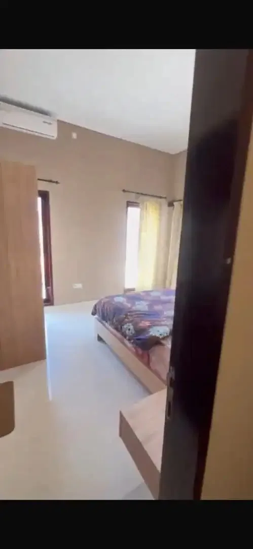 Dijual Rumah di Kawasan Elit Renon Panjer - Image 8 of 10