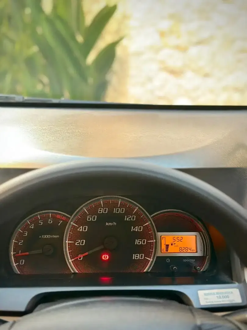 Xenia 1.3 X 2012 Manual Asli Bali KM 8000 Istimewa - Image 10 of 10