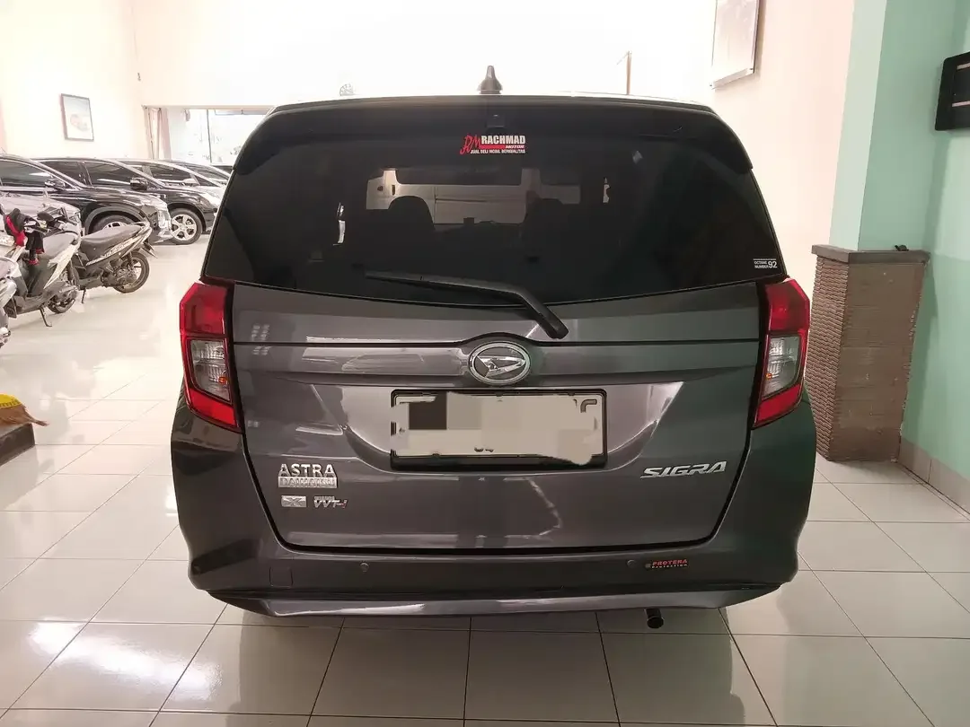 Daihatsu Sigra X 2023 Abu - Abu Metalik M/T 1.2cc - Image 9 of 9