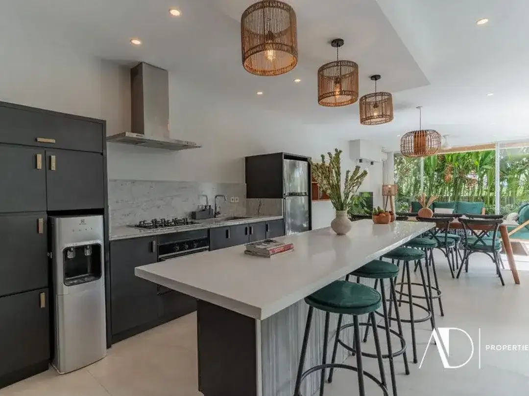 LEASEHOLD | CONTEMPORARY VILLA WITH RICE FIELD VIEWS IN BERAWA, CANGGU - Image 10 of 10