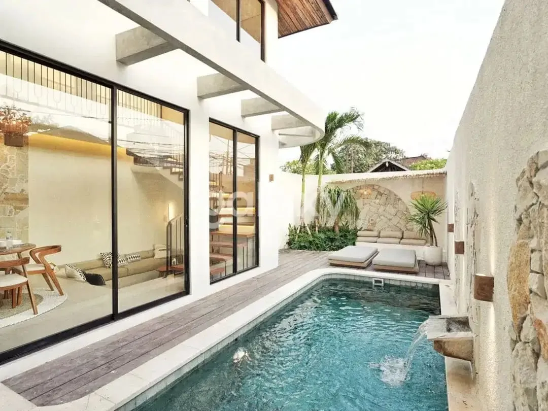 VILLA DEWI SARASWATI SEMINYAK BADUNG, BALI - Image 1 of 8