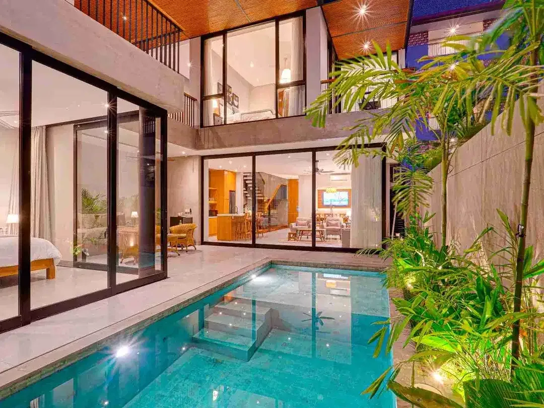 Brand New Luxury Villa 300m ke Pantai Batu Bolong Canggu - Image 5 of 10