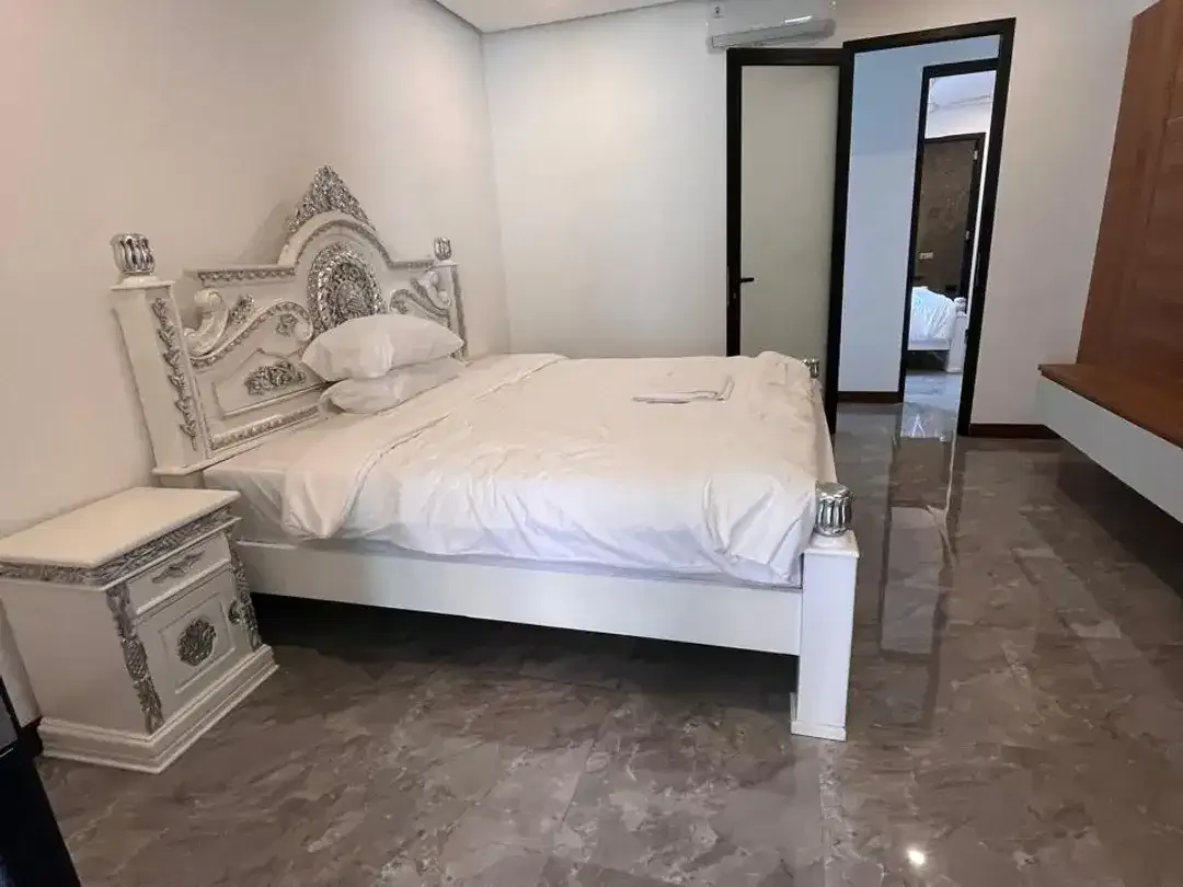 BRAND NEW MODERN VILLA IN BATUR SARI SANUR - Image 6 of 10