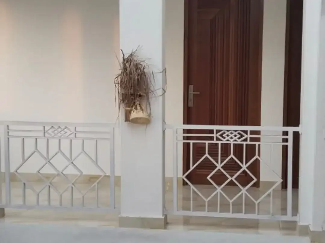 Dijual villa baru 2 lantai view sawah di kawasan pering blahbatuh Gianyar Bali - Image 5 of 6