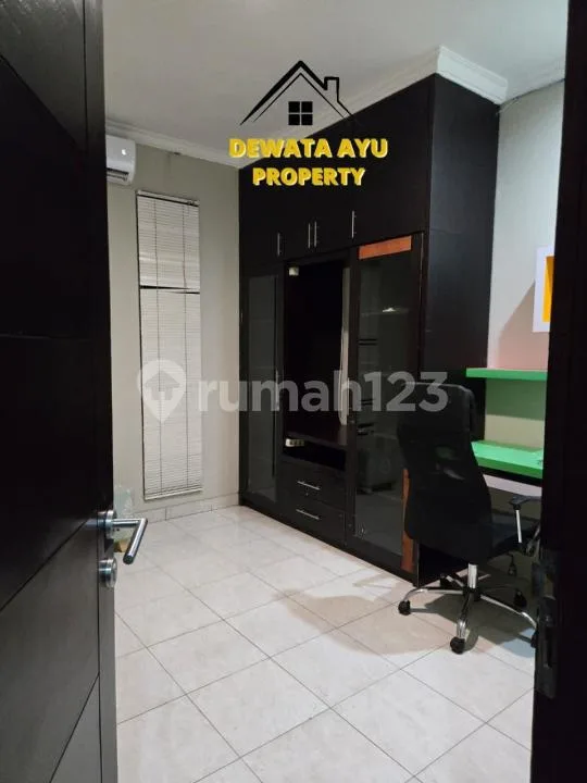 Rumah Sewa 5 Kamar 2 Lantai Lokasi Renon - Image 3 of 4