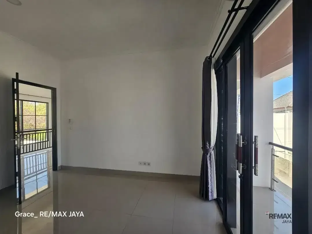 Rumah Minimalis ada Pool Dijual di Komplek Villa Privat Mumbul Benoa - Image 2 of 10