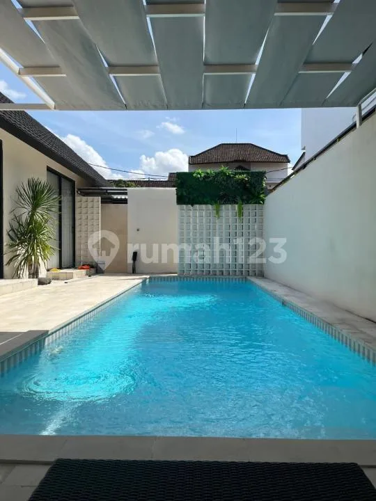 Villa Jalan Moh Yamin Denpasar Selatan Full Furnished - Image 2 of 4