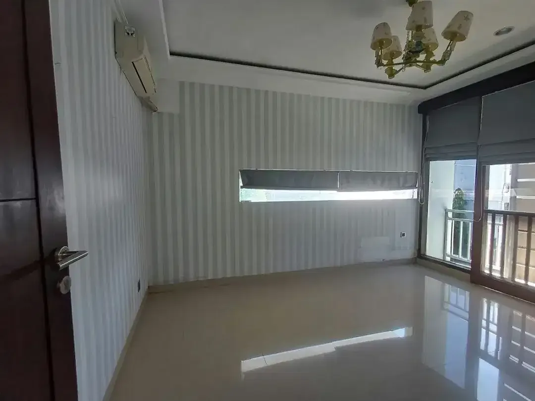 JUAL RUMAH SEMI VILLA RENO - Image 9 of 10