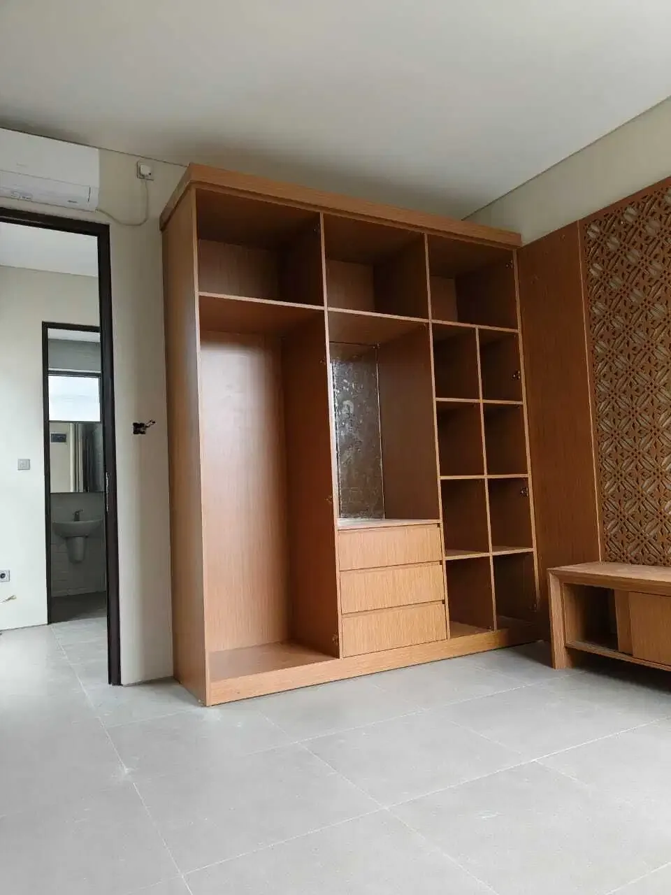 READY HUNIAN BARU FURNISHED ADA CLUB HOUSE DAN ONE GATE Sistem - Image 4 of 10