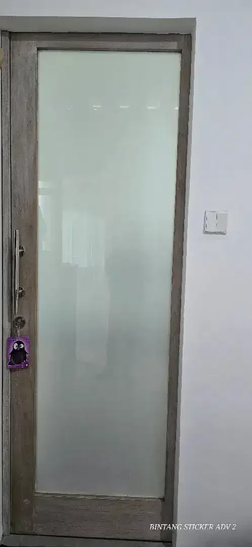Pembatasan kaca kamar pasang stiker sanblast & riben sesuai keinginan - Image 2 of 2