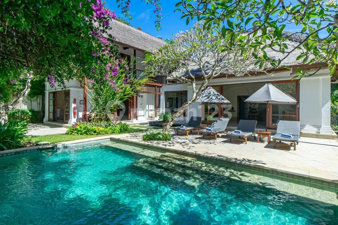 Villa Dijual Lokasi Jimbaran - Image 2 of 4