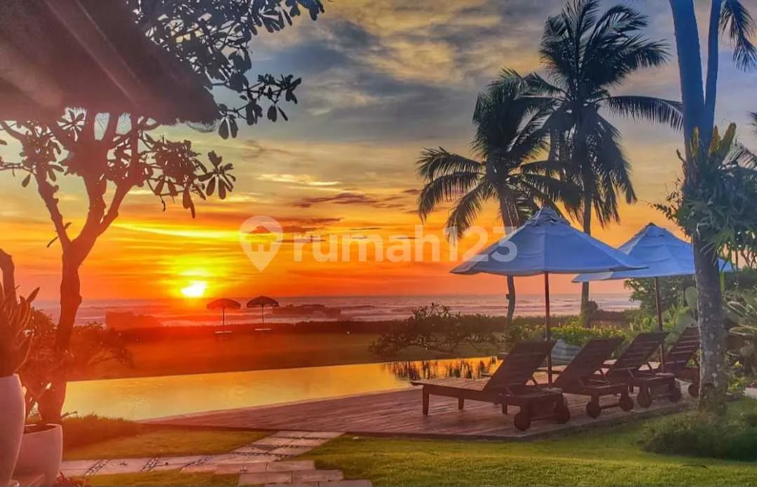 Villa 4 Kamar di Tepi Pantai Cemagi Sangat Ideal untuk Investasi - Image 3 of 4