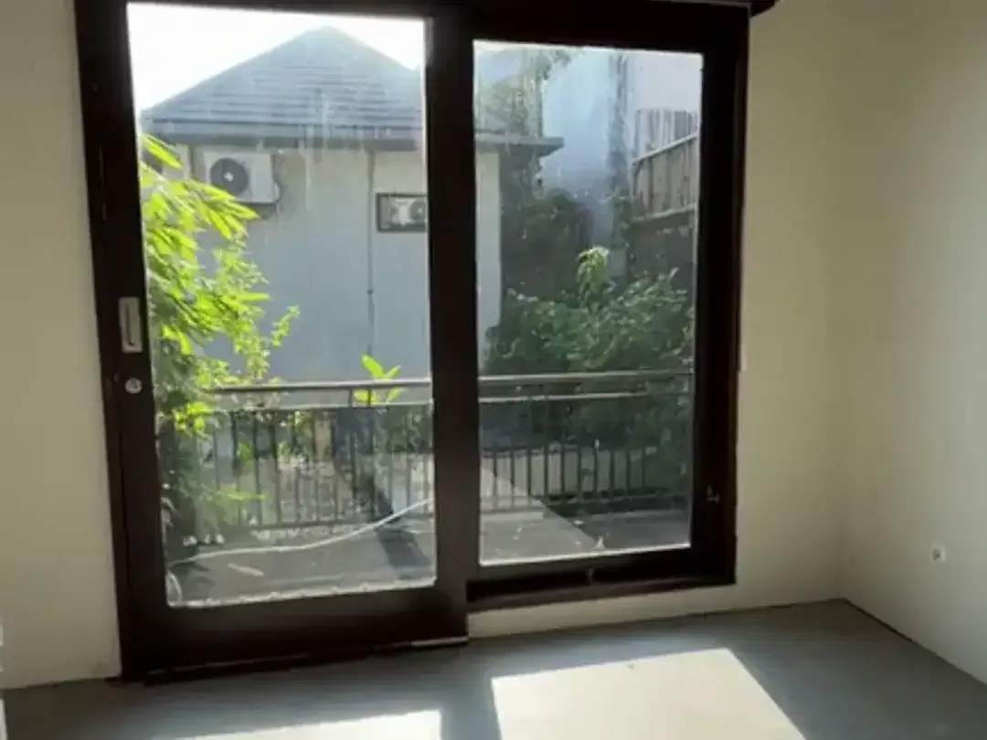 Villa 4 Kamar Tidur Dijual di Jimbaran, Cocok untuk Investasi - Image 3 of 5