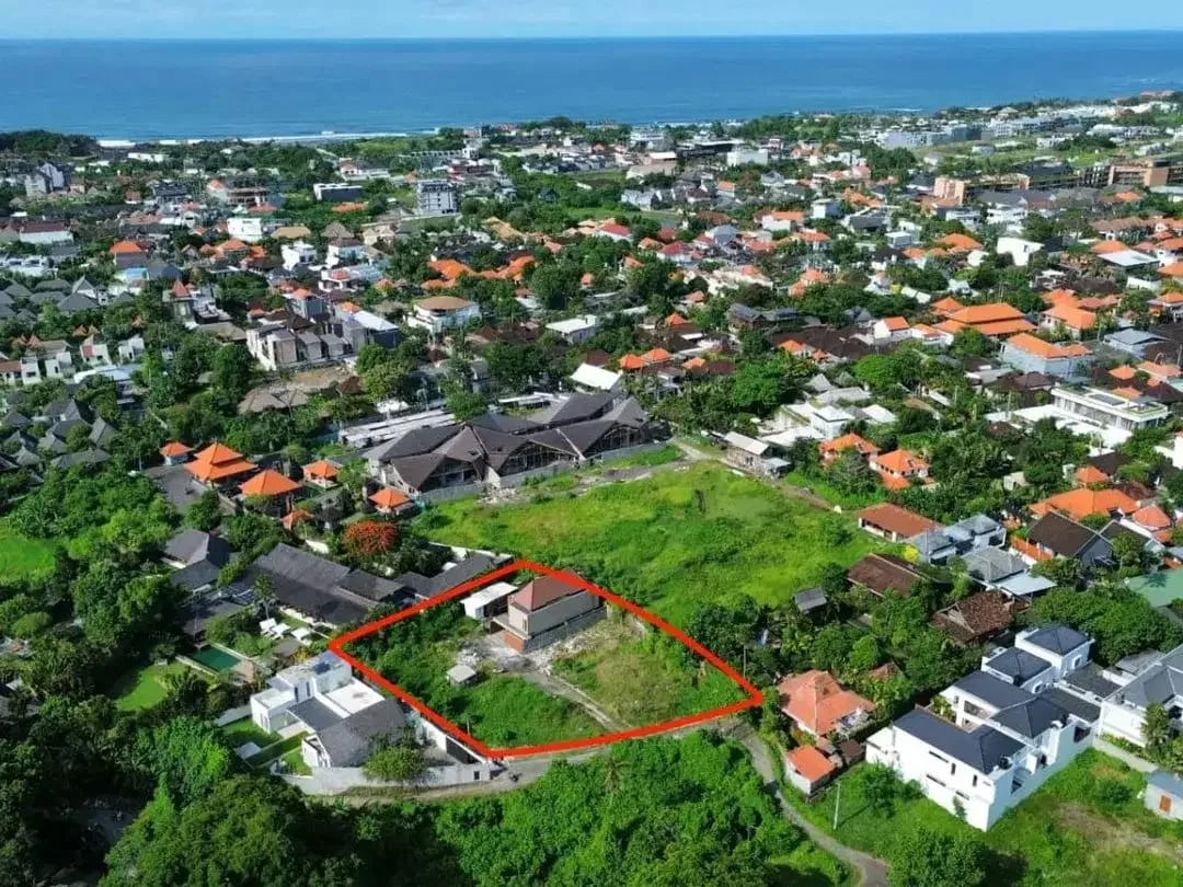 Tanah Premium Kawasan Vila Mewah 1 Km ke Pantai Pererenan Canggu - Image 3 of 10