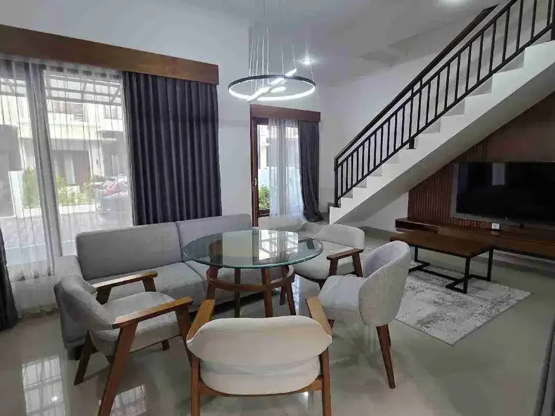 SIAP HUNI . VILLA RESIDENCE SIAP DISEWAKAN - Image 6 of 10