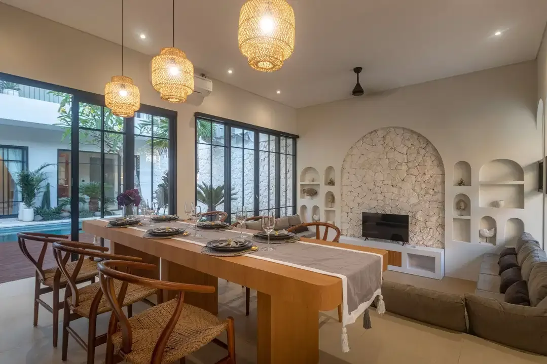 Dijual Villa Cantik Dengan Akses Mudah ke Berbagai Fasilitas Penting - Image 10 of 10
