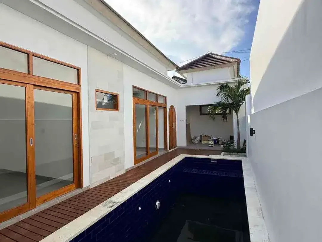 Dijual villa baru siap huni dekat bandara dan pintu toll nusadua di mumbul - Image 7 of 10