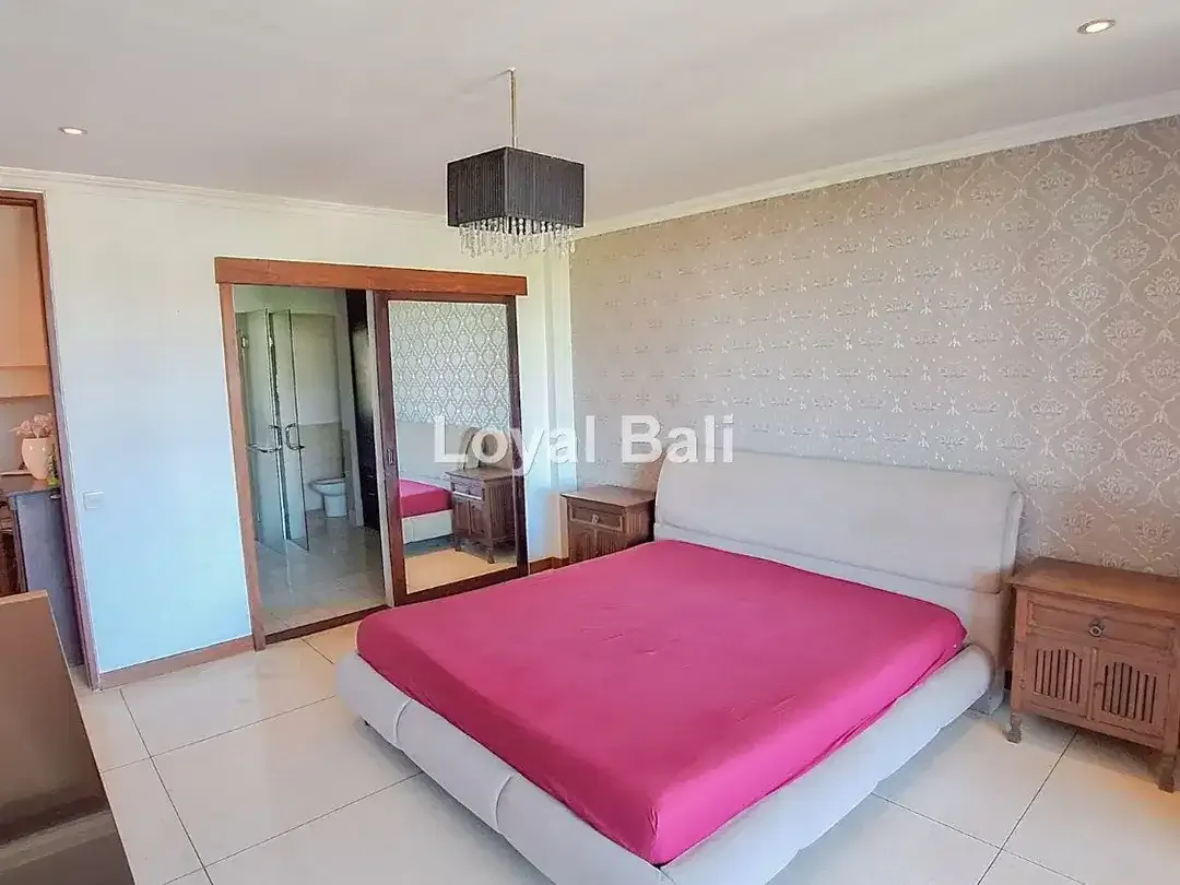 Rumah, House with Spacious rooms in Seminyak, Bali - Image 5 of 10