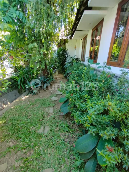 Rumah 1 Lantai Renon - Image 2 of 4