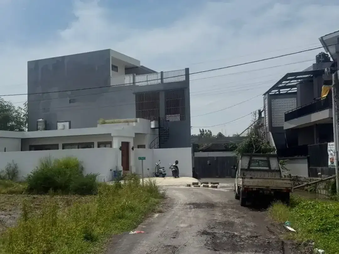 Land for sale in Kerobokan, Bali - Image 4 of 6
